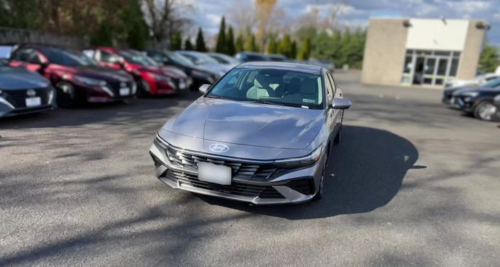 Thumbnail: 2025 Hyundai Elantra - 1