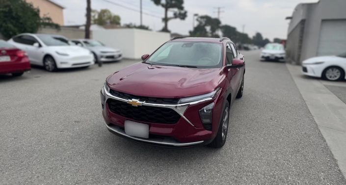 Thumbnail: 2025 Chevrolet Trax - 1