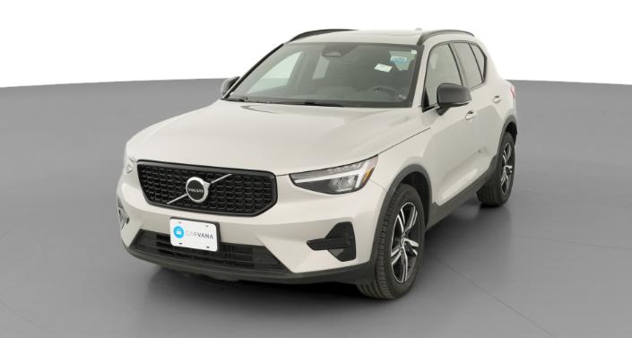 Thumbnail: 2024 Volvo XC40 - 1
