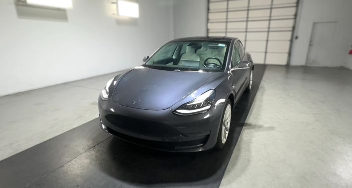 Thumbnail: 2019 Tesla Model 3 - 1
