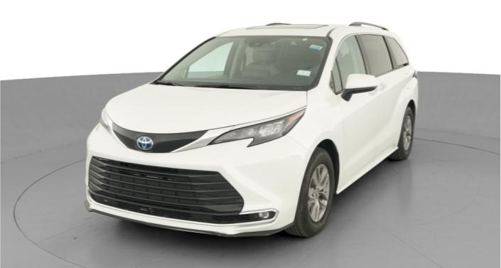 Thumbnail: 2024 Toyota Sienna - 1