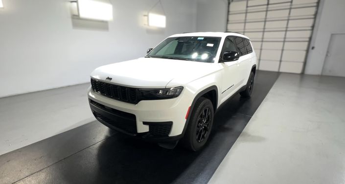 Thumbnail: 2024 Jeep Grand Cherokee L - 1