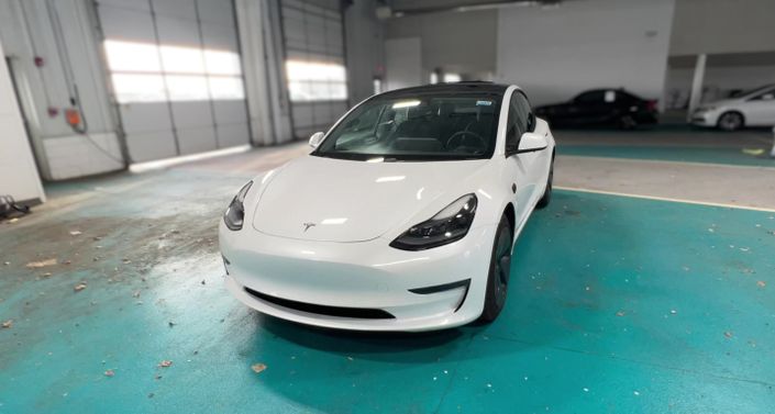 Thumbnail: 2021 Tesla Model 3 - 1