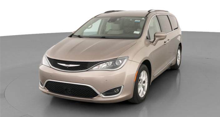 Thumbnail: 2017 Chrysler Pacifica - 1