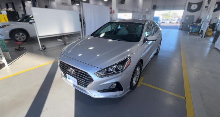 Thumbnail: 2019 Hyundai Sonata - 1