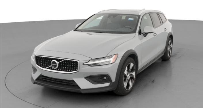 Thumbnail: 2025 Volvo V60 - 1