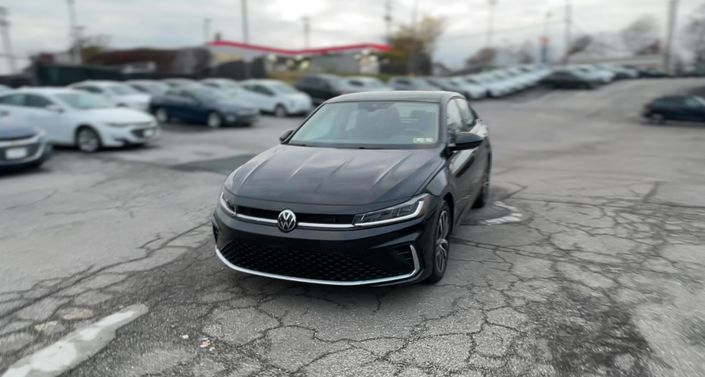 Thumbnail: 2025 Volkswagen Jetta - 1