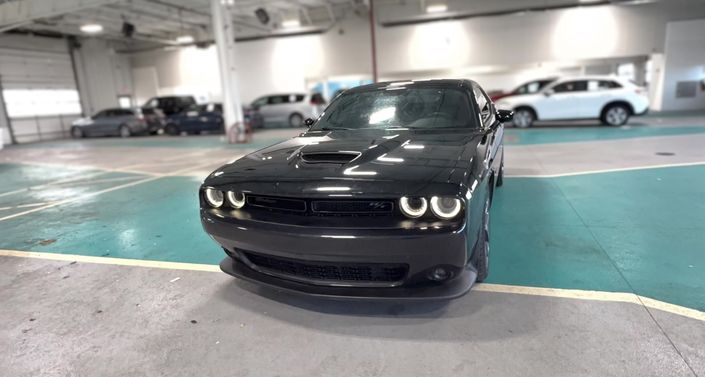 Thumbnail: 2019 Dodge Challenger - 1