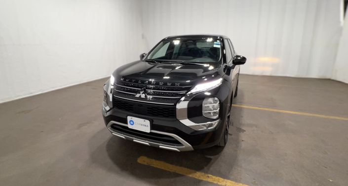 Thumbnail: 2023 Mitsubishi Outlander - 1
