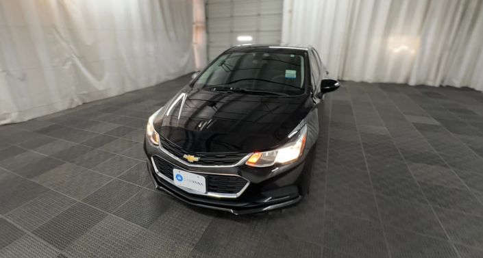 Thumbnail: 2017 Chevrolet Cruze - 1