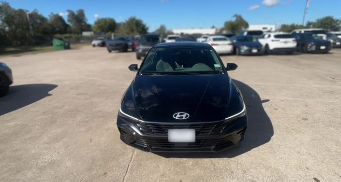 Thumbnail: 2025 Hyundai Elantra - 1