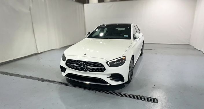 Thumbnail: 2021 Mercedes-Benz E-Class - 1