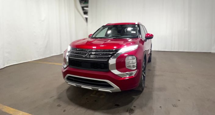 Thumbnail: 2024 Mitsubishi Outlander - 1
