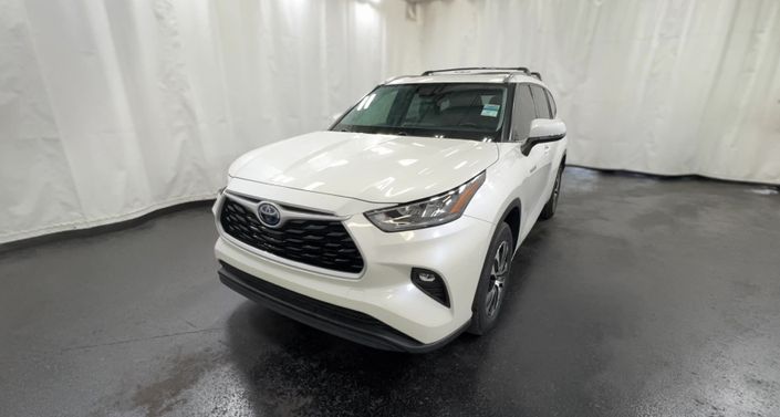 Thumbnail: 2020 Toyota Highlander - 1