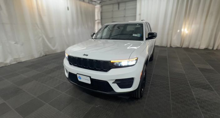 Thumbnail: 2024 Jeep Grand Cherokee - 1