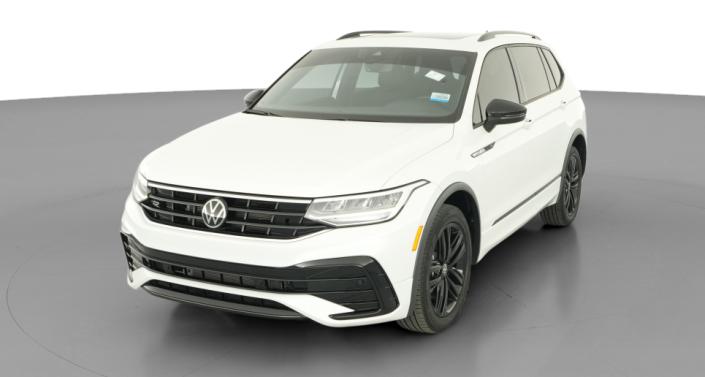 Thumbnail: 2022 Volkswagen Tiguan - 1