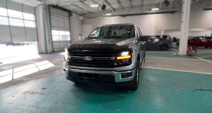 Thumbnail: 2025 Ford Econoline - 1