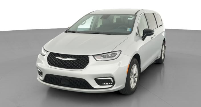 Thumbnail: 2024 Chrysler Pacifica - 1