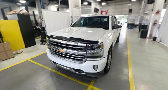 Thumbnail: 2018 Chevrolet Silverado 1500 - 1