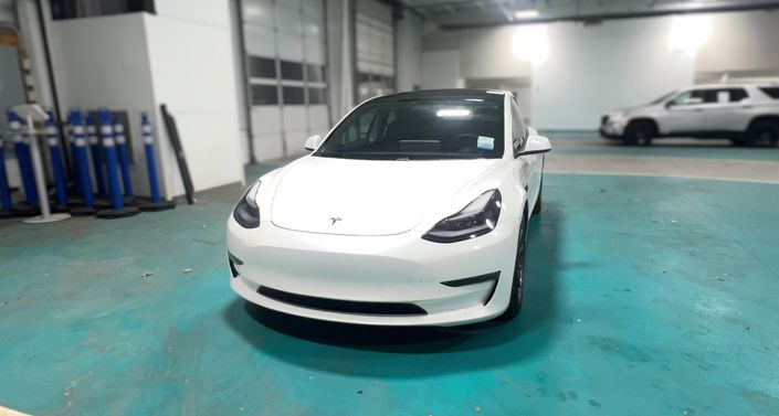 Thumbnail: 2021 Tesla Model 3 - 1