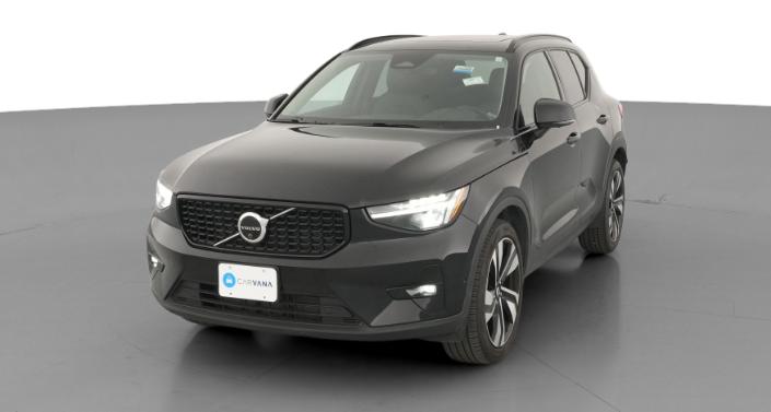 Thumbnail: 2025 Volvo XC40 - 1