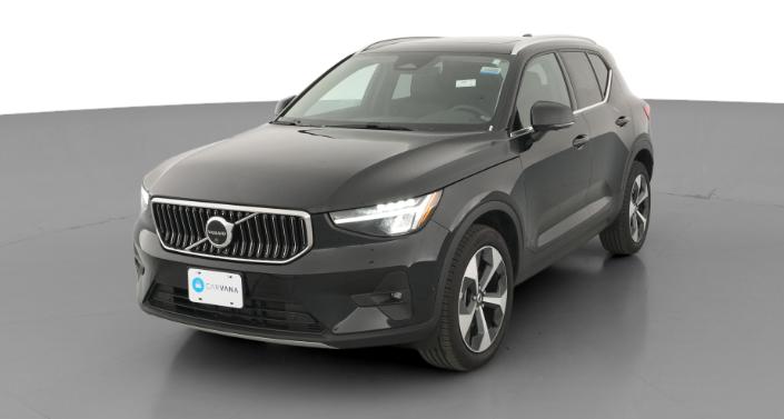 Thumbnail: 2025 Volvo XC40 - 1