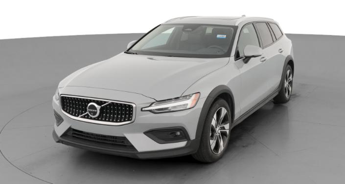 2025 Volvo V60 B5 Plus -
                  Haines City, FL
