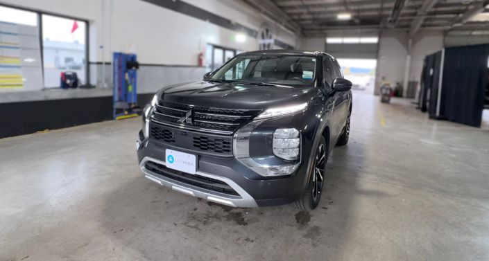Thumbnail: 2024 Mitsubishi Outlander - 1