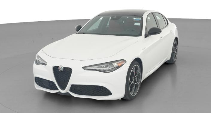 2022 Alfa Romeo Giulia Veloce -
                  Lorain, OH
