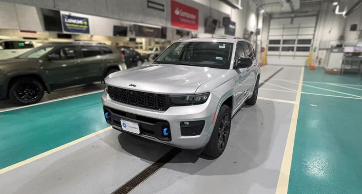 Thumbnail: 2023 Jeep Grand Cherokee - 1