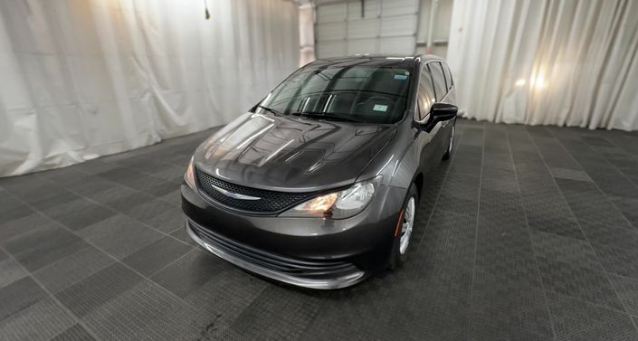 Thumbnail: 2019 Chrysler Pacifica - 1