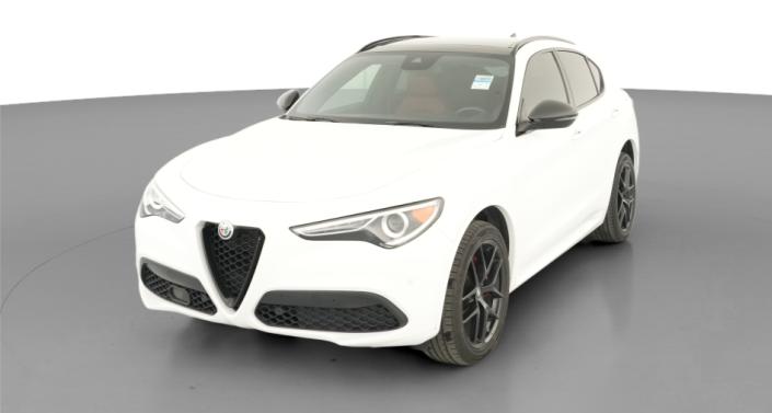 Thumbnail: 2020 Alfa Romeo Stelvio - 1
