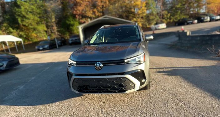 Thumbnail: 2025 Volkswagen Taos - 1