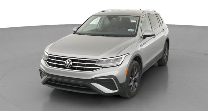 Thumbnail: 2023 Volkswagen Tiguan - 1