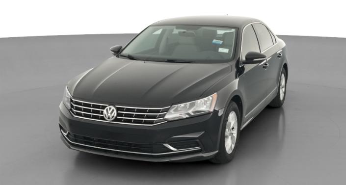 Thumbnail: 2017 Volkswagen Passat - 1