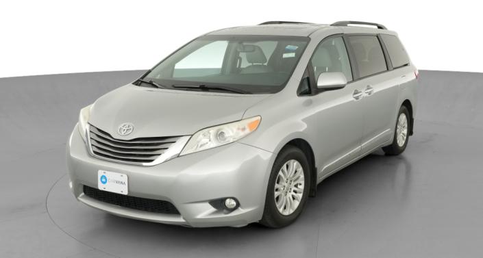 Thumbnail: 2017 Toyota Sienna - 1