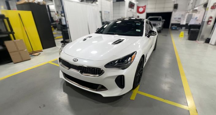 Thumbnail: 2020 Kia Stinger - 1