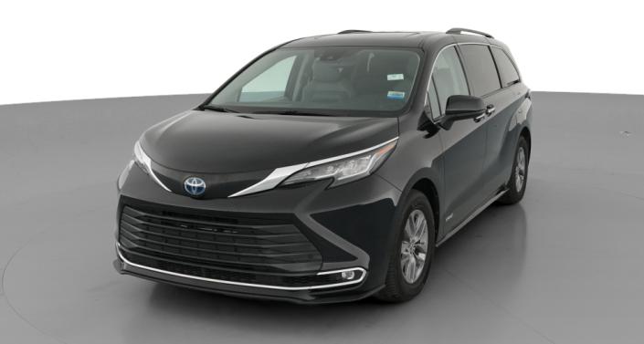 Thumbnail: 2021 Toyota Sienna - 1
