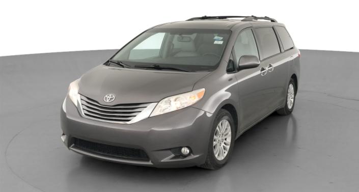 Thumbnail: 2017 Toyota Sienna - 1