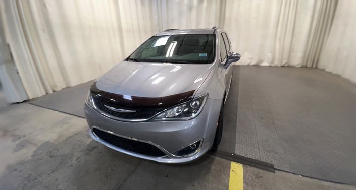 Thumbnail: 2018 Chrysler Pacifica - 1