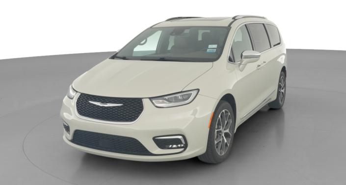 Thumbnail: 2021 Chrysler Pacifica - 1