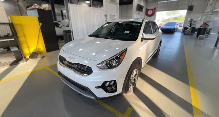 Thumbnail: 2022 Kia Niro - 1