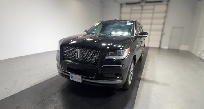 Thumbnail: 2024 Lincoln Navigator - 1