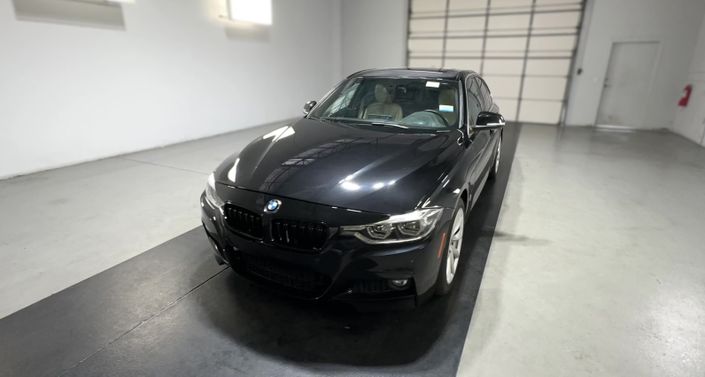 Thumbnail: 2018 BMW 3 Series - 1