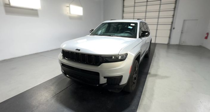 Thumbnail: 2024 Jeep Grand Cherokee L - 1