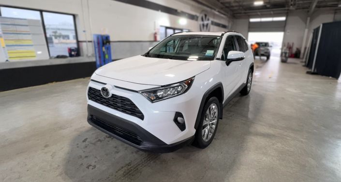 Thumbnail: 2020 Toyota RAV4 - 1