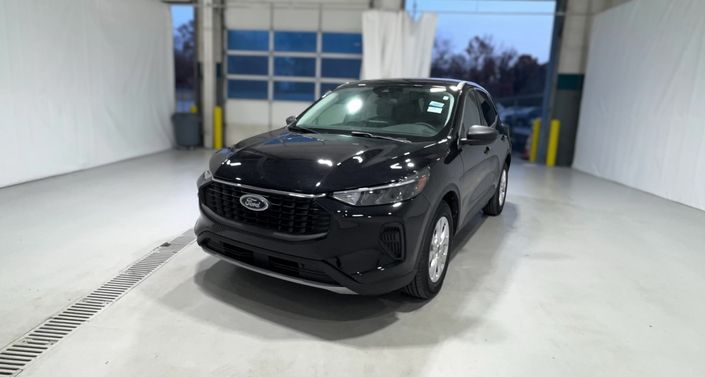 Thumbnail: 2023 Ford Escape - 1