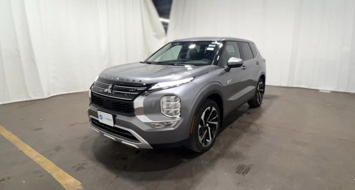 Thumbnail: 2023 Mitsubishi Outlander - 1