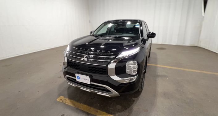 Thumbnail: 2023 Mitsubishi Outlander - 1