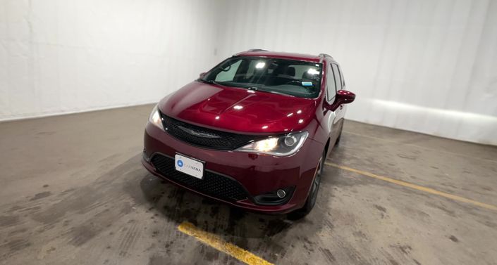 Thumbnail: 2019 Chrysler Pacifica - 1